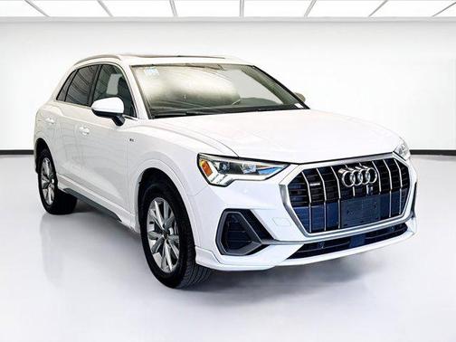 2023 Audi Q3 Premium 45 TFSI S line quattro Tiptronic