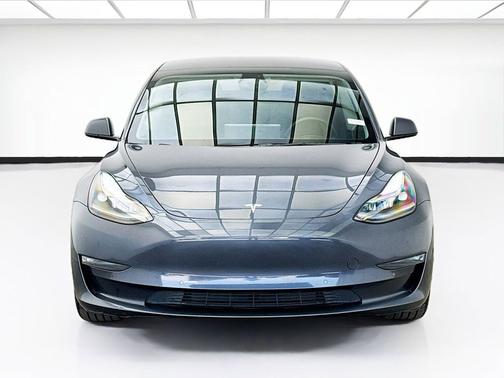 Deep Blue Metallic 2022 Tesla Model 3 Long Range