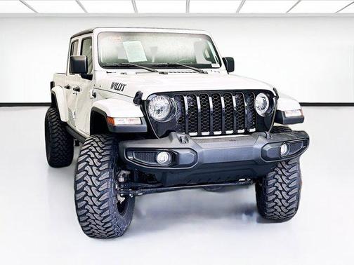 2022 Jeep Gladiator Sport