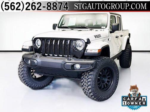 2022 Jeep Gladiator Sport