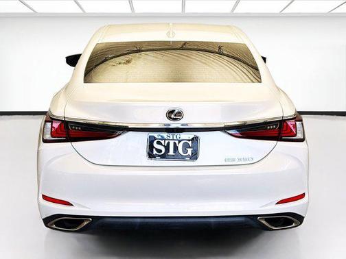 2020 Lexus ES 350 Base