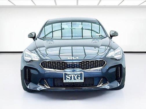2022 Kia Stinger GT-Line