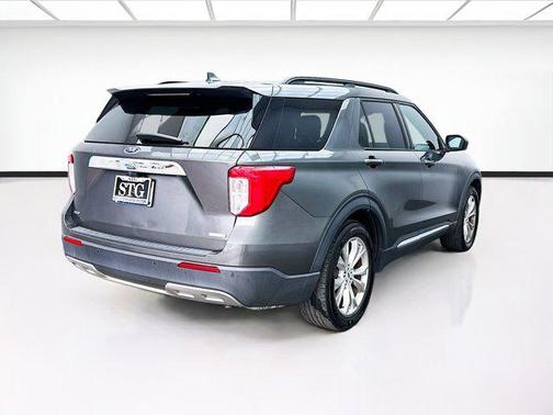 Magnetic Metallic 2020 Ford Explorer XLT