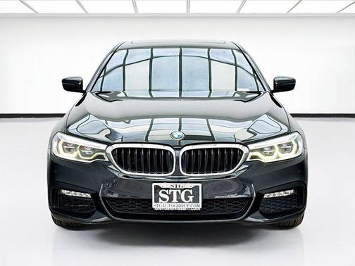 Black Sapphire Metallic 2017 BMW 540 540i