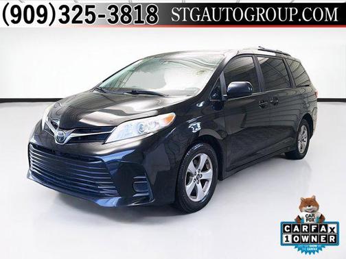 2020 Toyota Sienna LE