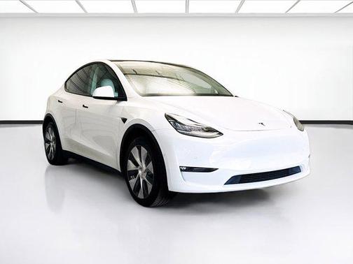 2022 Tesla Model Y Long Range Dual Motor All-Wheel Drive