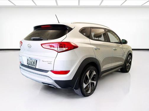 Molten Silver 2017 Hyundai TUCSON Sport