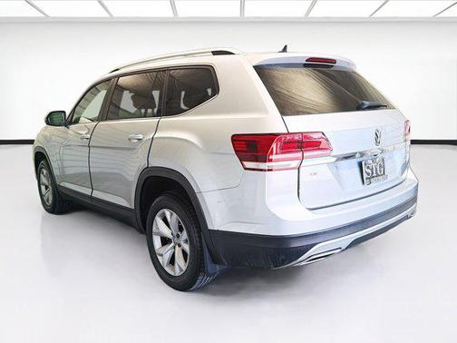 Reflex Silver Metallic 2018 Volkswagen Atlas 2.0T SE
