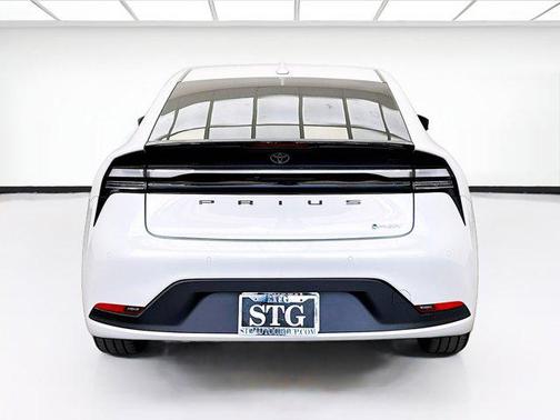 Wind Chill Pearl 2025 Toyota Prius Plug-In Hybrid SE