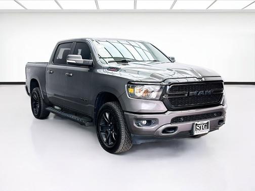 Granite Crystal Metallic Clearcoat 2020 RAM 1500 Big Horn/Lone Star
