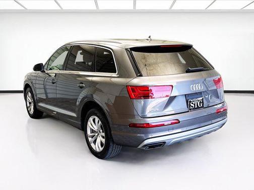 2019 Audi Q7 45 Premium