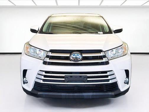 2019 Toyota Highlander LE Plus