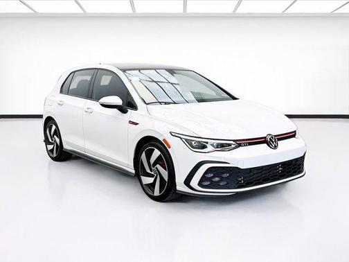 White Pearl 2022 Volkswagen Golf GTI 2.0T SE DSG