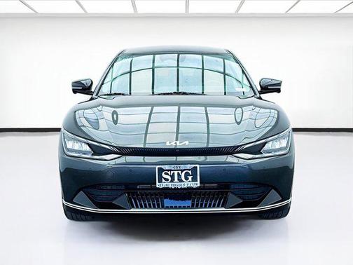 2022 Kia EV6 Wind