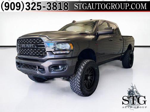 Granite Crystal Metallic Clearcoat 2022 RAM 2500 Big Horn Crew Cab 4x4 6'4' Box