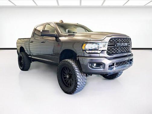 Granite Crystal Metallic Clearcoat 2022 RAM 2500 Big Horn Crew Cab 4x4 6'4' Box