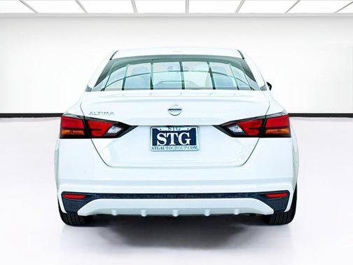 2020 Nissan Altima S FWD