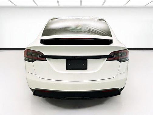 2022 Tesla Model X Dual Motor All-Wheel Drive