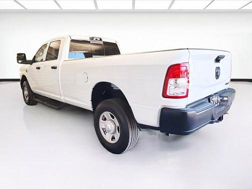 2024 RAM 3500 Tradesman Crew Cab 4x4 8' Box