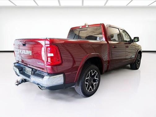 Delmonico Red Pearlcoat 2025 RAM 1500 Laramie
