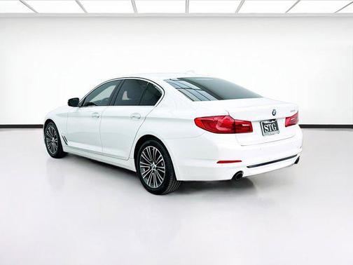 2017 BMW 530 530i