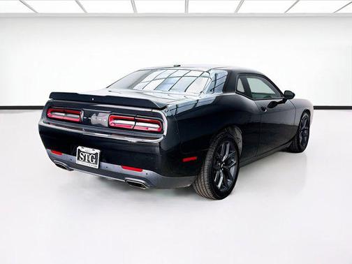 Pitch Black Clearcoat 2019 Dodge Challenger GT