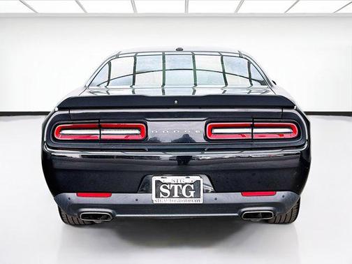 Pitch Black Clearcoat 2019 Dodge Challenger GT