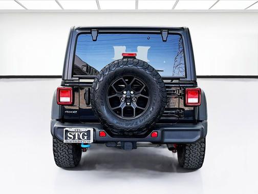 Black Clearcoat 2024 Jeep Wrangler 4xe Willys