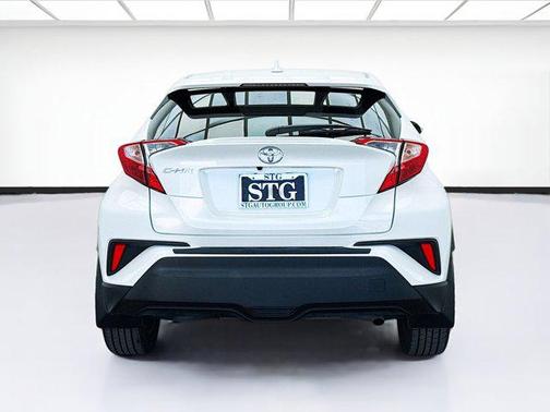 2021 Toyota C-HR LE