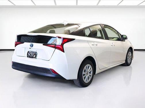2019 Toyota Prius L