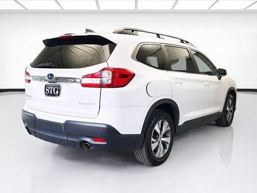 2022 Subaru Ascent Premium 8-Passenger