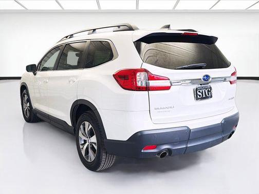 2022 Subaru Ascent Premium 8-Passenger