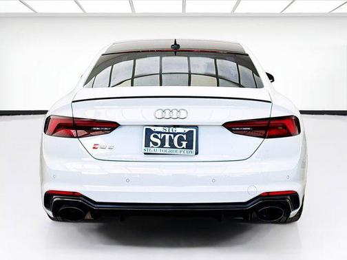 Glacier White Metallic 2018 Audi RS 5 2.9T