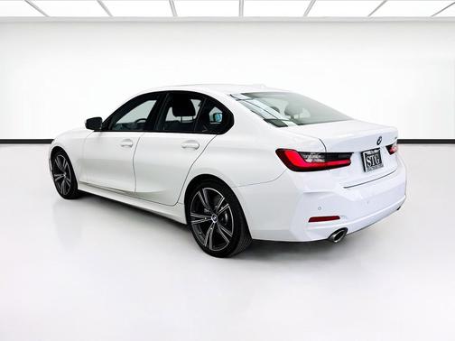 Alpine White 2023 BMW 330 330i