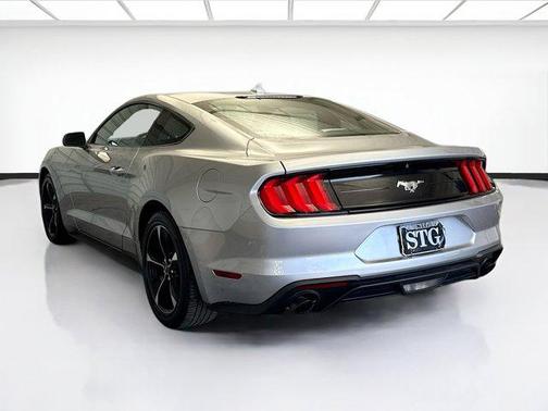 2022 Ford Mustang EcoBoost