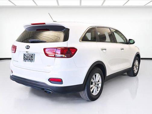 2020 Kia Sorento LX