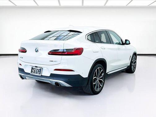 2021 BMW X4 xDrive30i