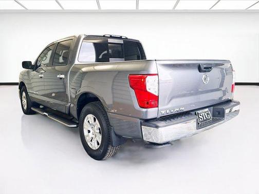 2019 Nissan Titan SV