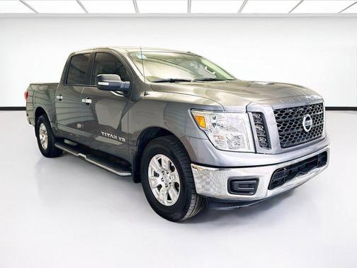2019 Nissan Titan SV