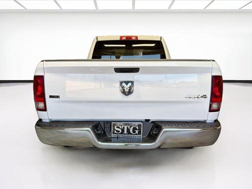 Bright White Clearcoat 2024 RAM 1500 Classic SLT