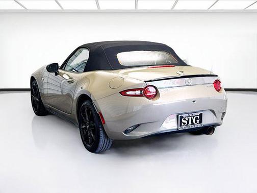 2023 Mazda MX-5 Miata Club