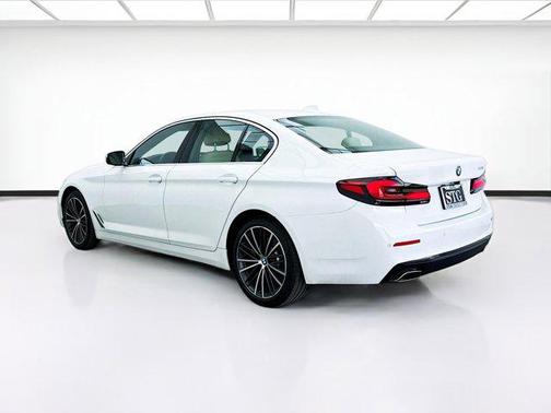 2021 BMW 530 530i