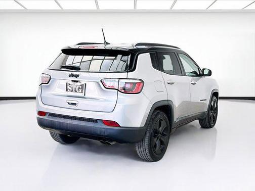 Billet Silver Metallic Clearcoat 2019 Jeep Compass Latitude
