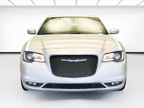 2021 Chrysler 300 S