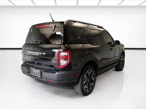 Shadow Black 2023 Ford Bronco Sport Outer Banks