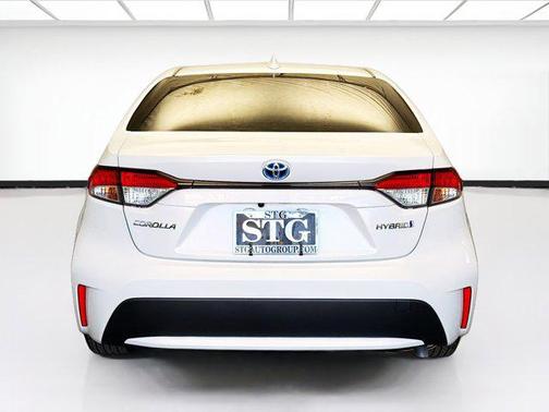 2022 Toyota Corolla Hybrid LE
