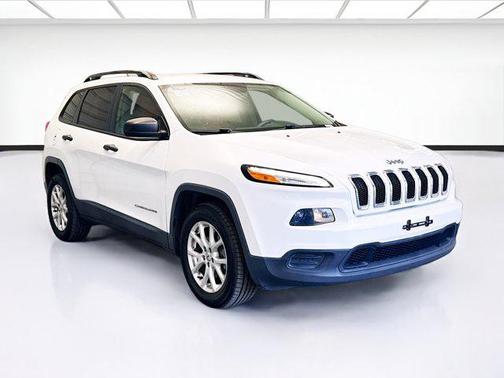 2016 Jeep Cherokee Sport