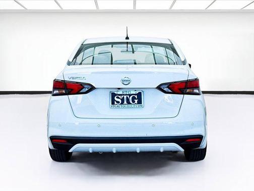 2020 Nissan Versa 1.6 S