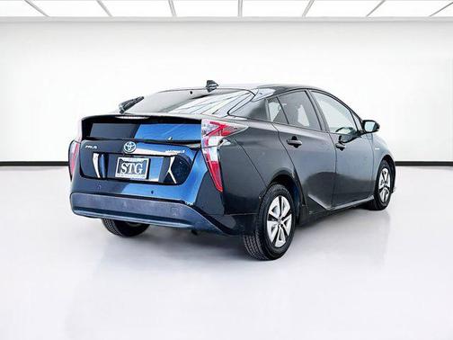 2016 Toyota Prius Four