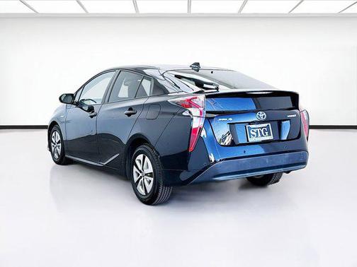 2016 Toyota Prius Four
